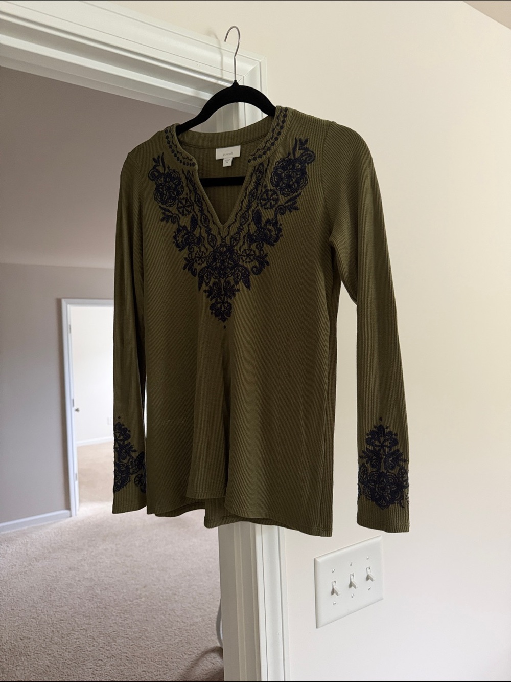 J Jill Olive Green Long-Sleeve V-Neck Top with Navy Embroidery